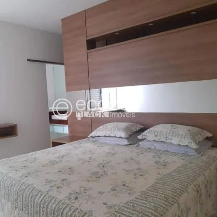 Rent this 3 bed house on Rua Bernardo Guimarães in Fundinho, Uberlândia - MG