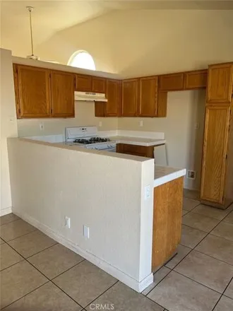 Image 2 - 11548 Spring Street, South Adelanto, Adelanto, CA 92301, USA - House for rent