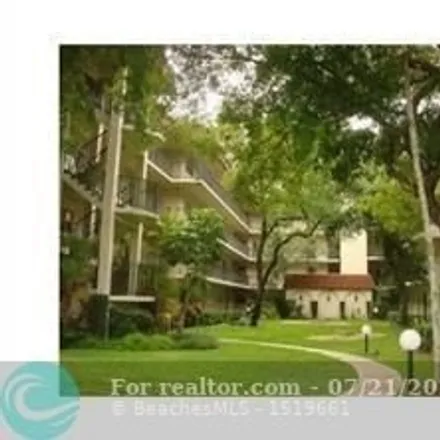 Image 1 - 2, 3300 Spanish Moss Terrace, Lauderhill, FL 33319, USA - Condo for sale