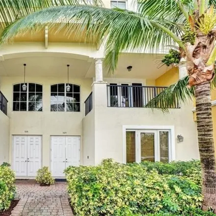 Rent this 4 bed house on 1616 Northeast 9th Street in Sunrise Key, Fort Lauderdale