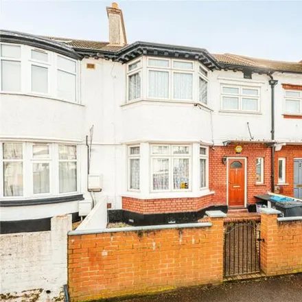 Buy this 3 bed townhouse on Vectis Road in Streatham Road, London
