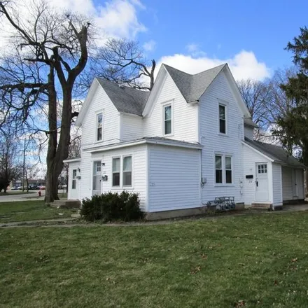 Buy this 4 bed house on 16 Gates Street in Crystal Lake, IL 60014