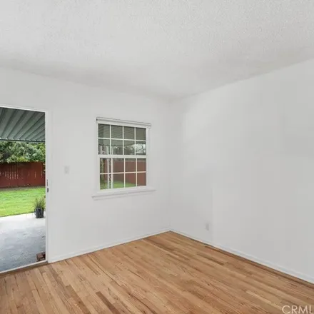 Rent this 3 bed apartment on 5529 Fallbrook Avenue in Los Angeles, CA 91367