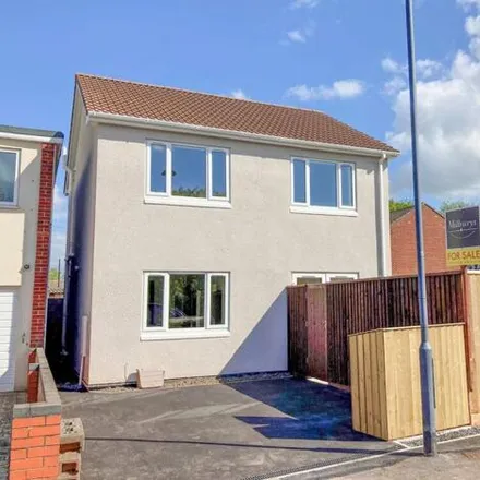 Buy this 3 bed house on 73 Highworth Crescent in Yate, BS37 4HL