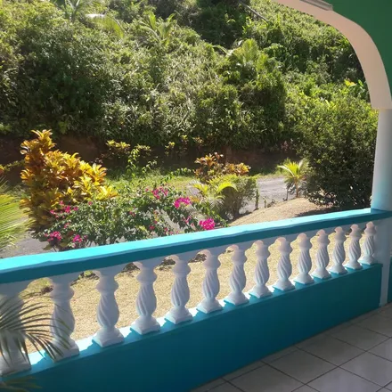 Rent this 2 bed house on Salybia