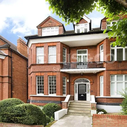 Image 2 - 8 Chesterford Gardens, London, NW3 7DE, United Kingdom - Apartment for rent