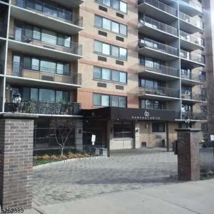 Buy this 1 bed condo on 355 North Oraton Parkway in Ampere, East Orange