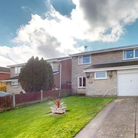Buy this 4 bed house on Kingsthorpe Close in Mansfield Woodhouse, NG19 0PD