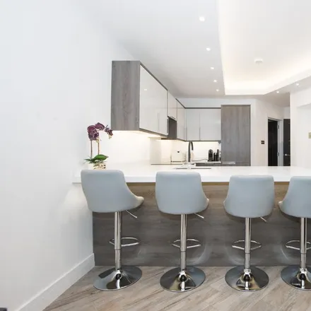 Rent this 2 bed apartment on 29 Melbourne Grove in Denmark Hill, London