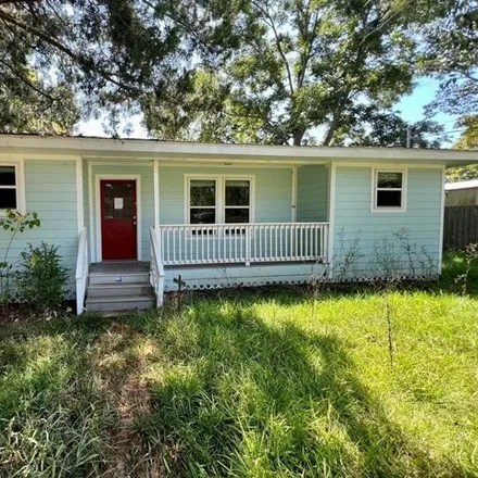 Buy this 3 bed house on 359 Pearl Street in Old Brazoria, Brazoria