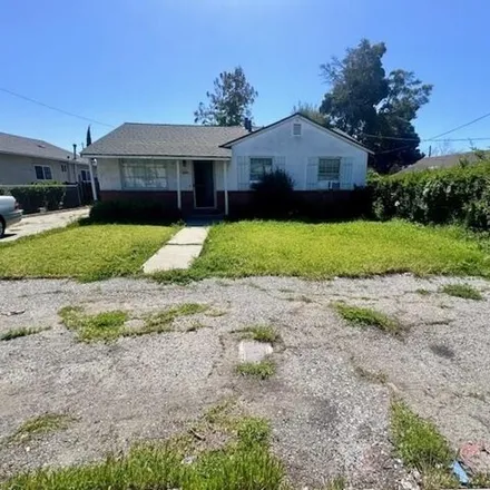 Buy this 3 bed house on 2860 Florence Avenue in San Jose, CA 95127