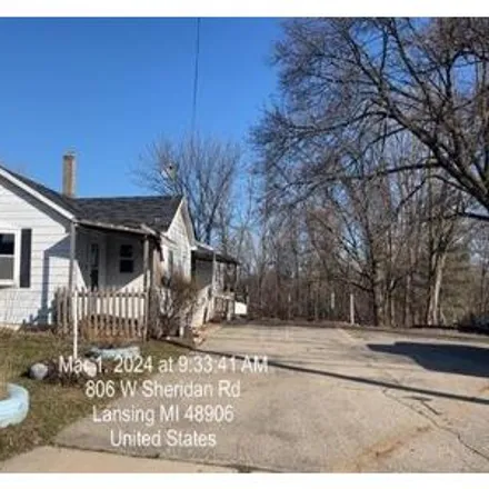 Buy this 2 bed house on 806 West Sheridan Road in DeWitt Charter Township, MI 48906