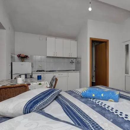 Image 1 - 21468 Bogomolje, Croatia - Apartment for rent