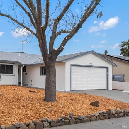 Buy this 4 bed house on 2066 Starling Way in Fairfield, CA 94533