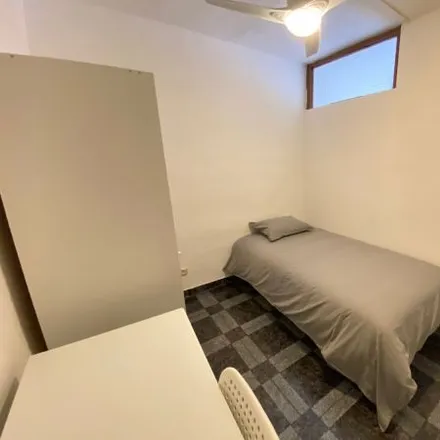 Rent this 3 bed room on Calle de la Garceta in 28019 Madrid, Spain