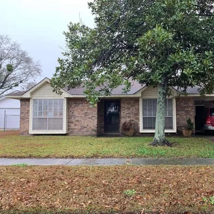 Buy this 3 bed house on 1365 Levee Drive in Houma, LA 70360
