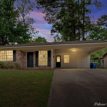 Buy this 3 bed house on 9340 Savanna Drive in Southern Hills, Shreveport