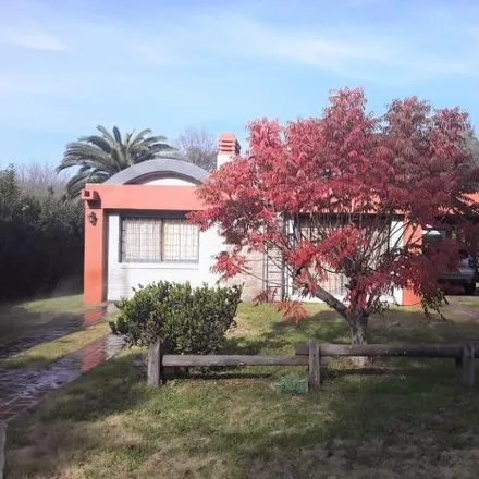 Buy this 3 bed house on Antonio in Ruta Provincial 205, Partido de Cañuelas