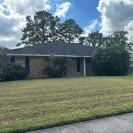 Buy this 4 bed house on 8880 Trudeau Avenue in Tara, Baton Rouge
