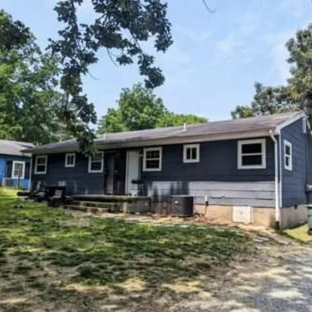 Buy this studio house on 466 Booth Road in Ridgeside, Chattanooga