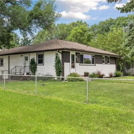 Image 6 - 6401 Fremont Ave N, Brooklyn Center, Minnesota, 55430 - House for sale
