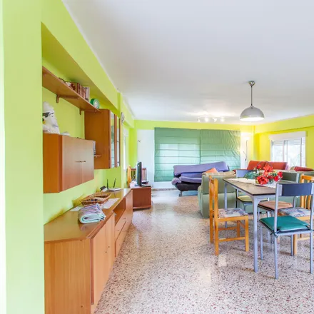 Rent this 4 bed apartment on Carrer 118 in 46112 Moncada, Spain