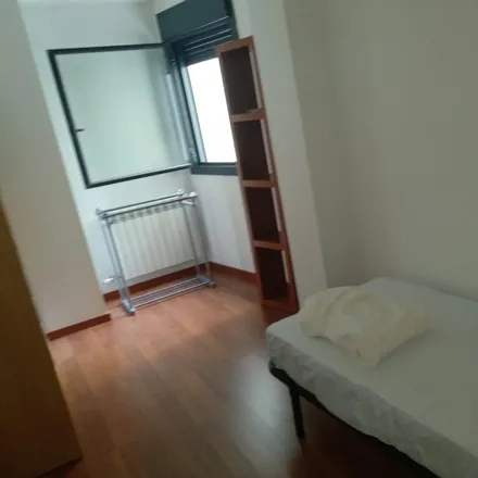 Rent this 3 bed room on Carrer Virgili in 6, 08030 Barcelona
