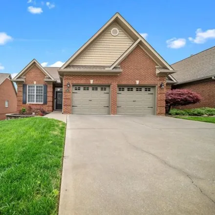Buy this 4 bed condo on 179 Waterford Circle in Loudon County, TN 37772