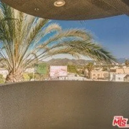 Image 4 - Broadcast Center Apartments, The Grove Drive, Los Angeles, CA 90036, USA - Condo for rent