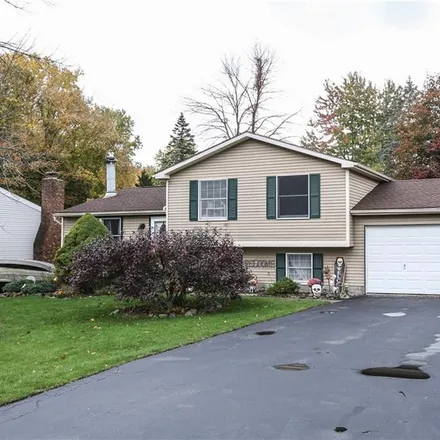 Buy this 3 bed house on 1560 Wake Robin Court in Gananda, NY 14568