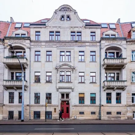 Rent this 3 bed apartment on Nürnberger Straße 41 in 01187 Dresden, Germany