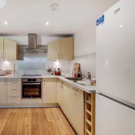 Rent this 3 bed apartment on Westminster Bridge Road in London, SE1 7JQ