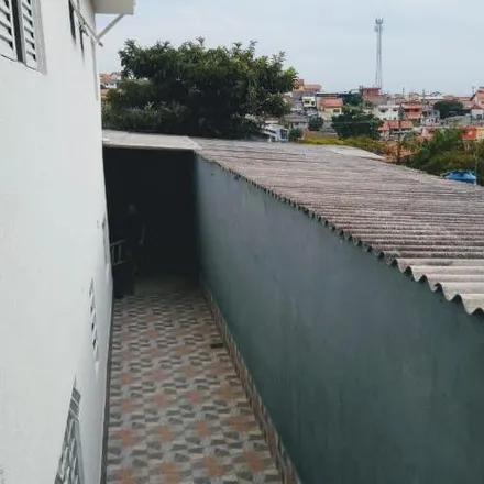 Buy this 2 bed house on Rua Santo Elias in Vila Natal, Mogi das Cruzes - SP