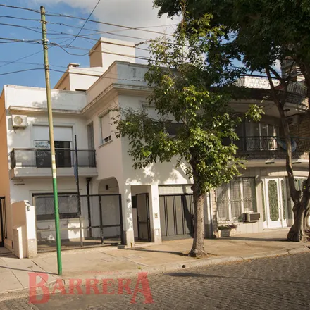 Buy this studio house on Avenida de los Incas 3872 in Villa Ortúzar, C1426 ABC Buenos Aires