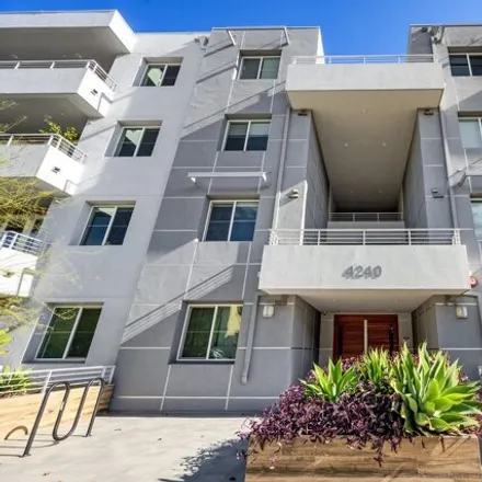 Buy this 2 bed condo on Alley 87718 in Los Angeles, CA 91604