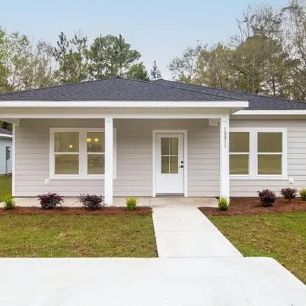 Buy this 3 bed house on 13323 Dee Avenue in Gulfport, MS 39503