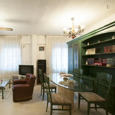 Rent this 2 bed apartment on Madrid in Calle Perales, 28901 Getafe