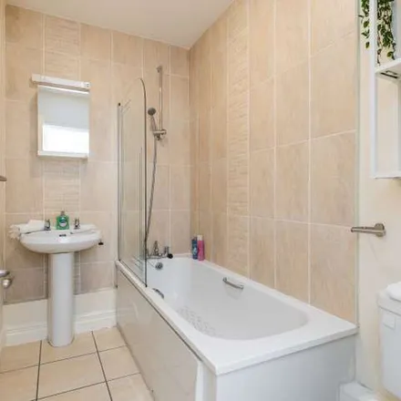 Rent this 2 bed apartment on Shelbourne Park in Hastings Street, Dublin