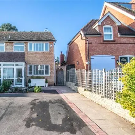 Buy this 3 bed house on West Road in Bromsgrove, B60 2NQ