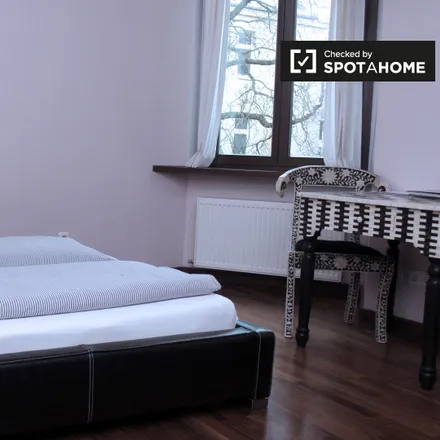 Rent this studio apartment on Naumannstraße 40 in 10829 Berlin, Germany