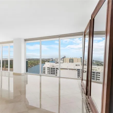 Image 2 - 4779 Collins Avenue - Condo for rent