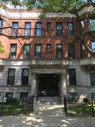 Rent this 2 bed apartment on 832 West George Street in Chicago, IL 60657