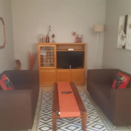 Rent this 1 bed apartment on Snell Drive in Florida Park, Roodepoort