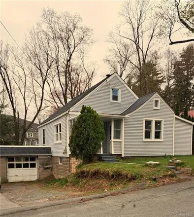 Rent this 3 bed house on 8 Nevele Road in Village of Ellenville, Wawarsing