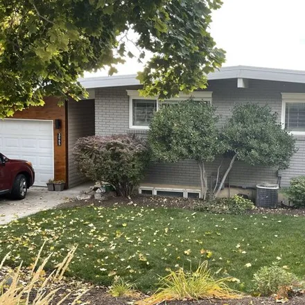 Buy this 6 bed house on 3019 North Bannock Drive in Provo, UT 84604