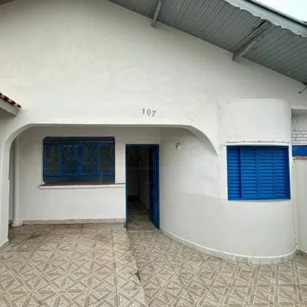 Rent this 3 bed house on Rua Bartolomeu Bueno da Silva in Paulicéia, Piracicaba - SP