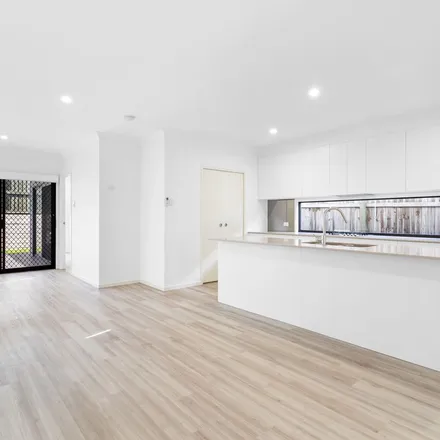 Image 3 - 33 Madden Road, Mango Hill QLD 4509, Australia - Apartment for rent