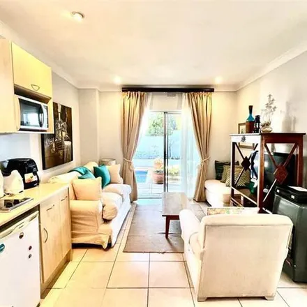 Image 2 - 5th Avenue, Parkhurst, Rosebank, 2104, South Africa - Apartment for rent