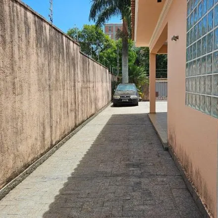 Buy this 3 bed house on Avenida Francisco Assis Monteiro de Castro in Vila Oliveira, Mogi das Cruzes - SP