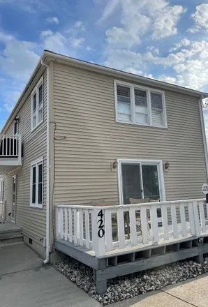 Buy this 3 bed condo on 420 99th Street in Stone Harbor, Cape May County